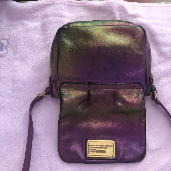 Rare Marc Jacobs holographic napa, leather crossbody bag. - Picture 12 of 13